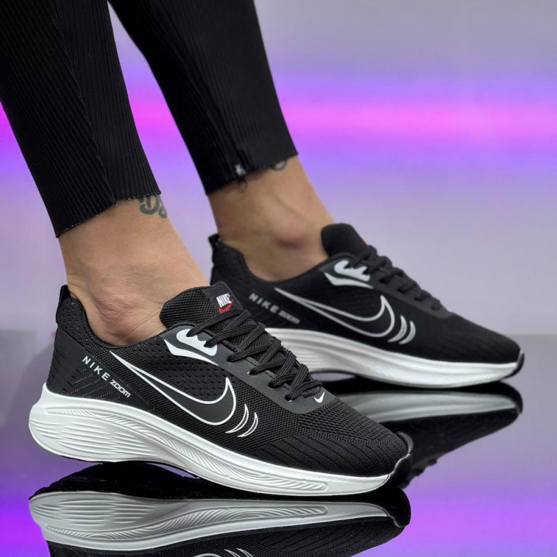 Nike Zoom Expertion Black